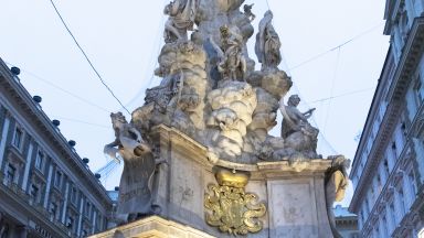 От вчера близо два милиона австрийци имат право да излизат