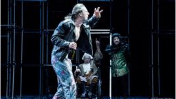 Ненчо Костов играе Моцарт във Варненския театър на рождения си ден
