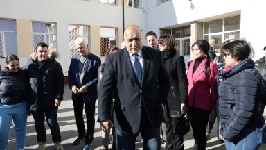 Постъпили са сигнали за предизборна агитация от бившия министър председател Бойко