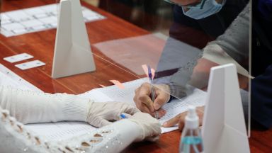 През август има лек спад на подкрепата за Продължаваме промяната