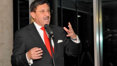 Политиците отказаха да правят дебати защото се захласнаха по еднопосочните