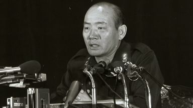 Бившият южнокорейски диктатор Чун Ду хуан почина на 90 годишна възраст съобщи