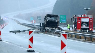 Загиналата майка с двете близначета и нейният съпруг са били