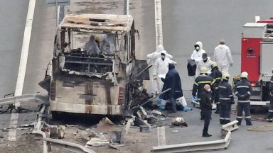Идентифицираха всички жертви от изгорелия автобус, транспортират телата до Скопие