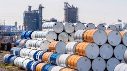 Цената на петрола може да стигне $380 за барел при намаляване на руските доставки
