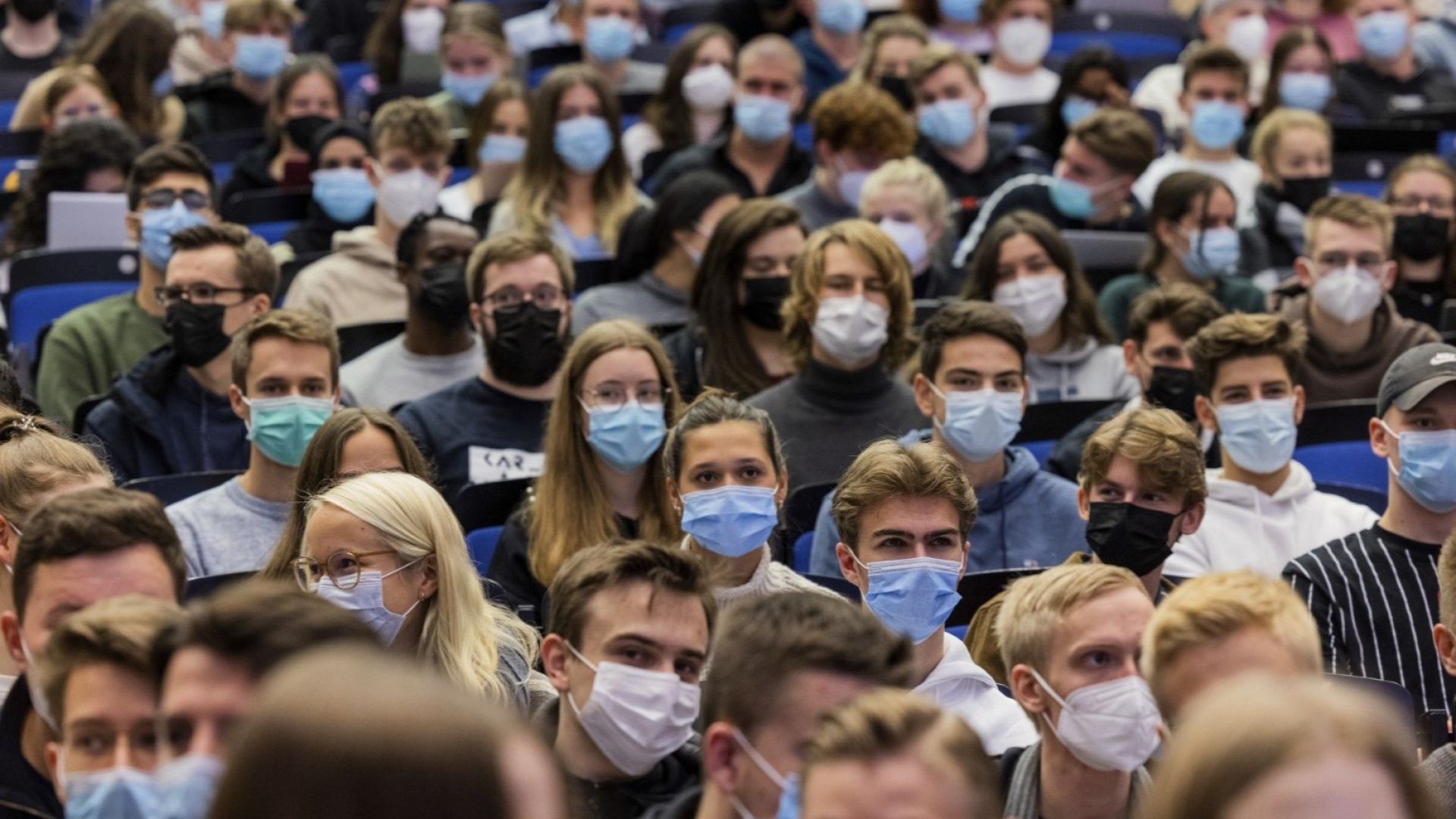 Рекорд по заразени в Германия - почти 76 хиляди за денонощие