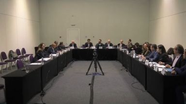 Четвърти ден продължават разговорите водени от ПП за изработване на