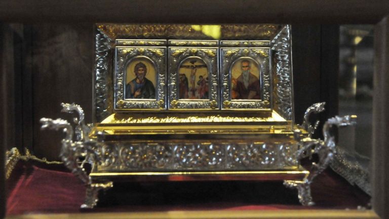 Православната църква почита днес паметта на Св. Апостол Андрей Първозвани.