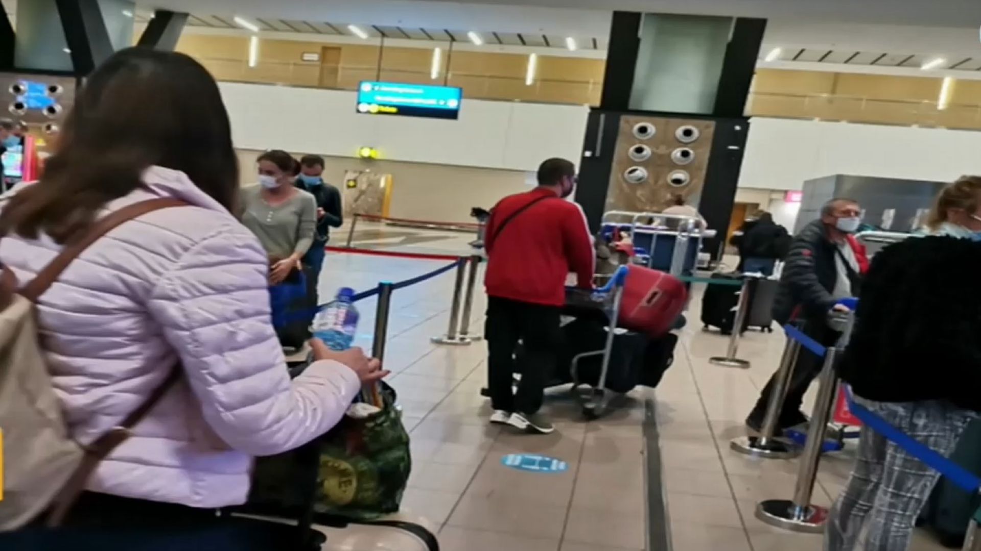 Румънски самолет прибира 10 от блокираните българи в ЮАР