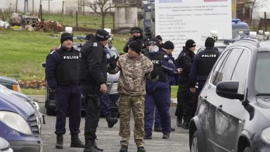 Стрелецът от Сърница, издирван от над 200 полицаи, отива на съд в Кърджали