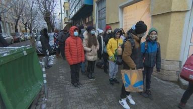 Софийската математическа гимназия СМГ масово тества учениците си от прогимназиалния