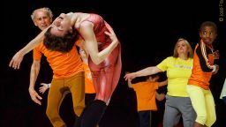 Френският хореограф Жером Бел гостува в България с танцовия си спектакъл "Гала"