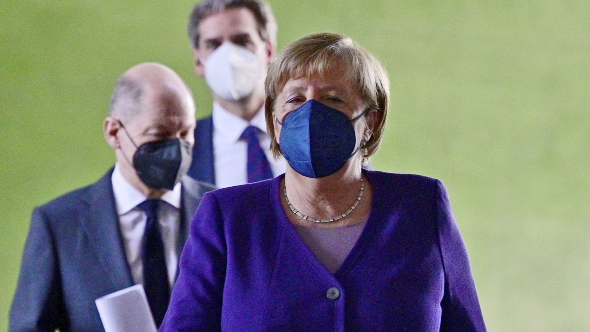 Меркел с последно обръщение към германците: Ключът е в нашите ръце с безопасни ваксини