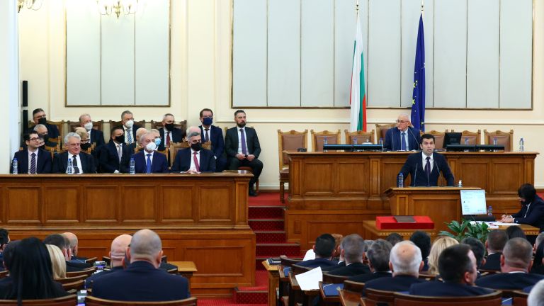 Първият работен ден на 47-ото Народно събрание в снимки