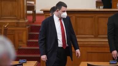 Депутатът от ДПС Делян Пеевски излезе с позиция в отговор
