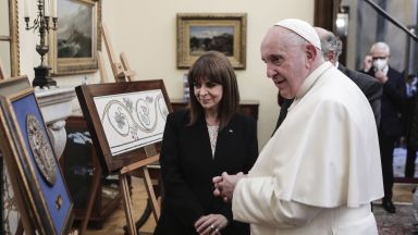 Папа Франциск предупреди че Европа е раздирана от националистически егоизъм