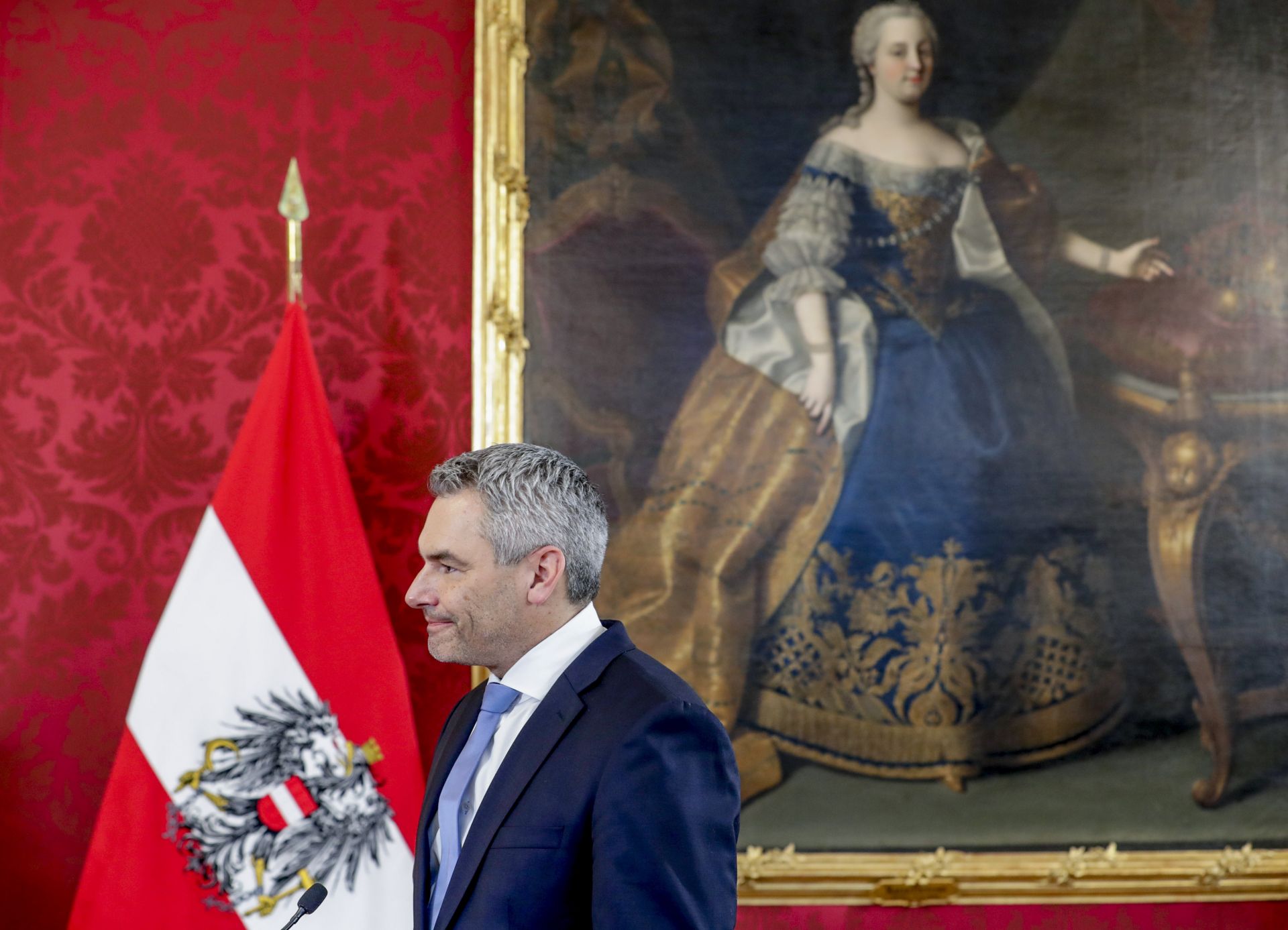 Карл Нехамер присъства на церемонията по полагане на клетва в двореца Хофбург