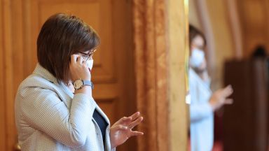 Лидерката на БСП и бъдещ вицепремиер Корнелия Нинова отхвърли твърденията