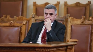 Министърът на отбраната Стефан Янев излезе с официално изявление по