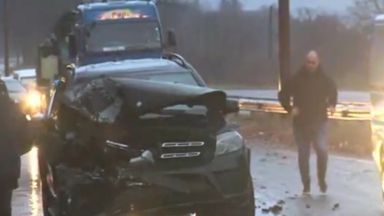 Тежка катастрофа е станала тази сутрин край Благоевград заради мокрия