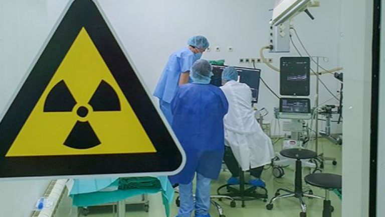 Първата операция в България за нискодозова брахитерапия за рак на