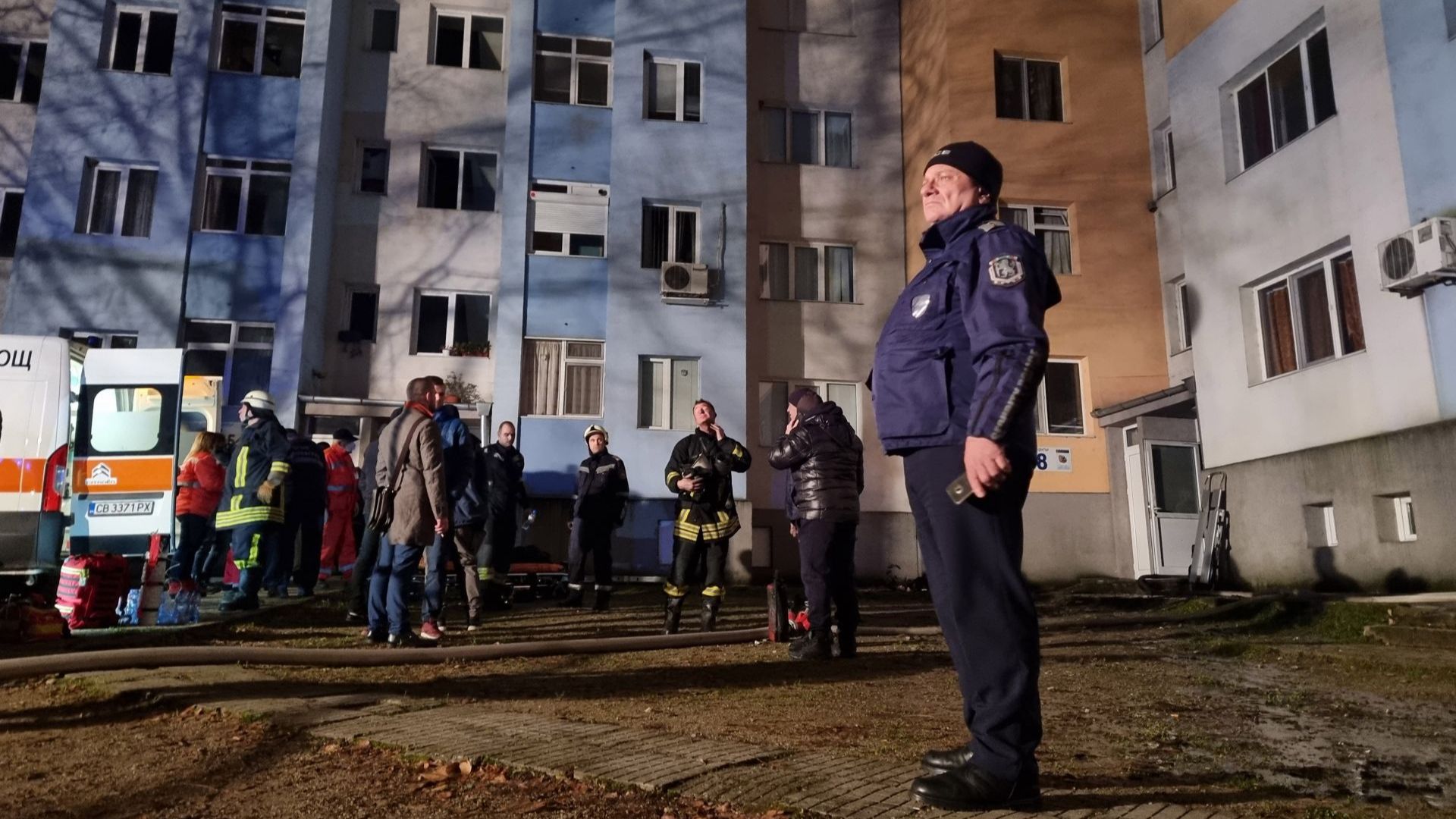 Шест деца са пострадали при пожара в жилищна сграда в Благоевград