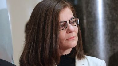 Министърът на външните работи Теодора Генчовска е дала положителен резултат