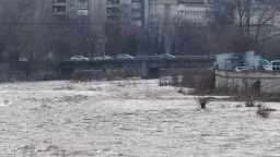 Река отнесе мост в родопско село, прекъснати са пътища, а 5 общини са в бедствено положение