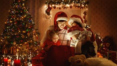 Знаете ли, че Коледа невинаги е била на 25 декември, а еленът Рудолф е маркетингов трик