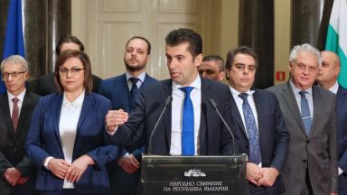 Добрият познавач на българската политика Франк Щир е публикувал обширен