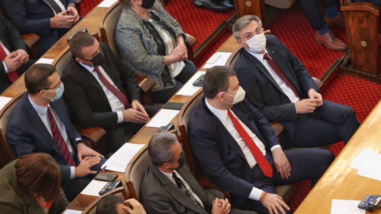 От ДПС поискаха председателят на парламента Никола Минчев да изиска