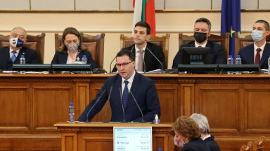 Парламентарната група ГЕРБ СДС предлага правителството да се включи в общите