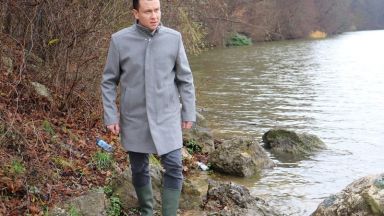 В Русенско голяма част от дигите са обрасли с растителност