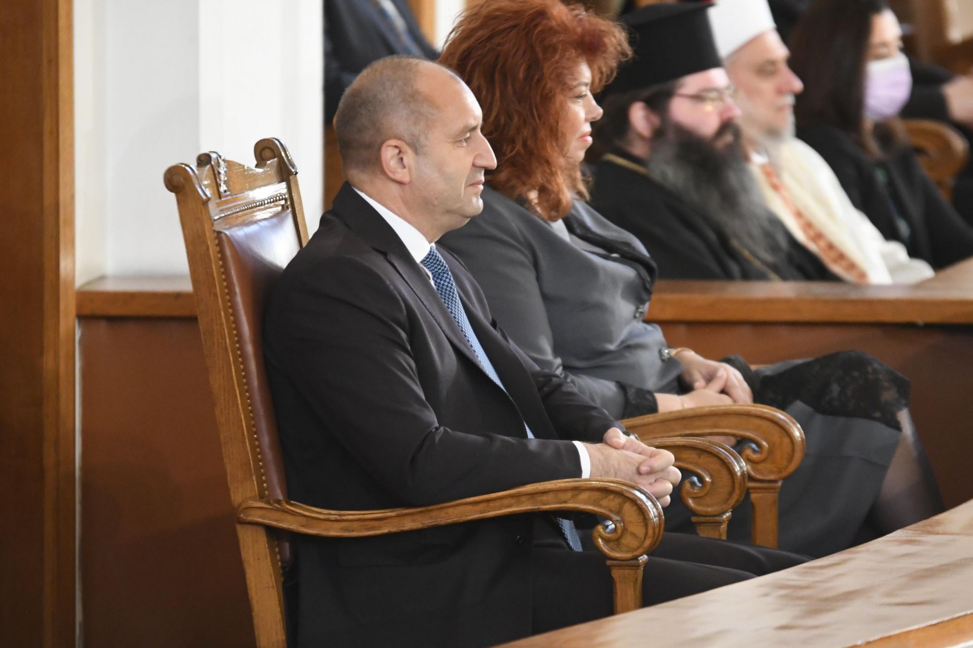 Президентът Румен Радев и вицепрезидентът Илияна Йотова не крият доброто си настроение