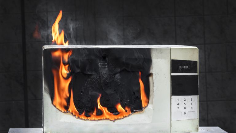 Живеещи в град Суворово и съседните села недоволстват от постоянни