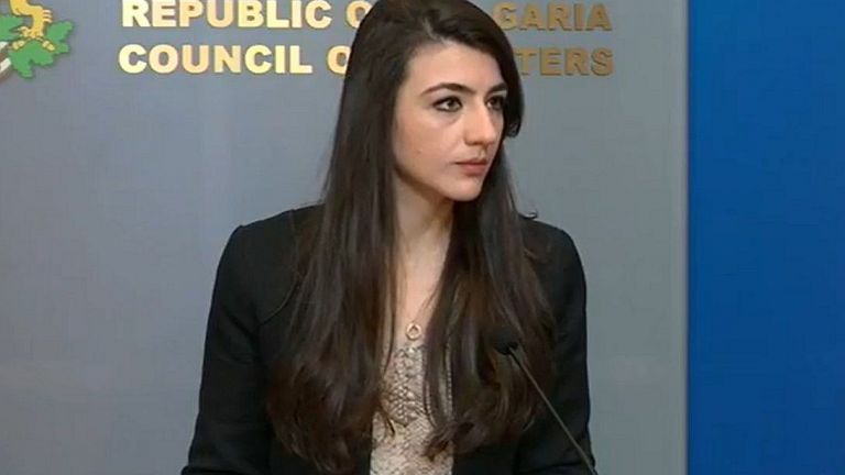 Комисията за въпросите с енергийната криза обмисля временно да бъдат