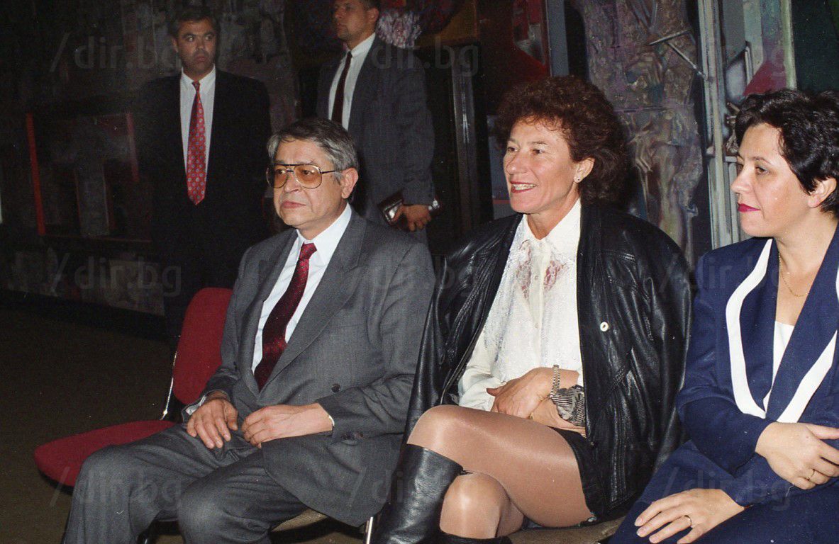 29 октомври 1995 г. С голямата ни лекоатлетка Йорданка Благоева по време на изборната нощ в НДК