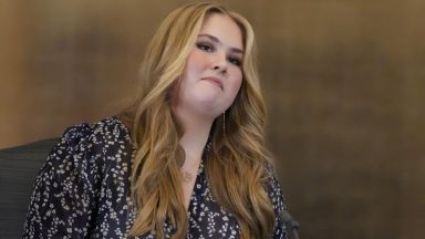 Наследничката на престола в Нидерландия принцеса Амалия е отпразнувала 18 ия