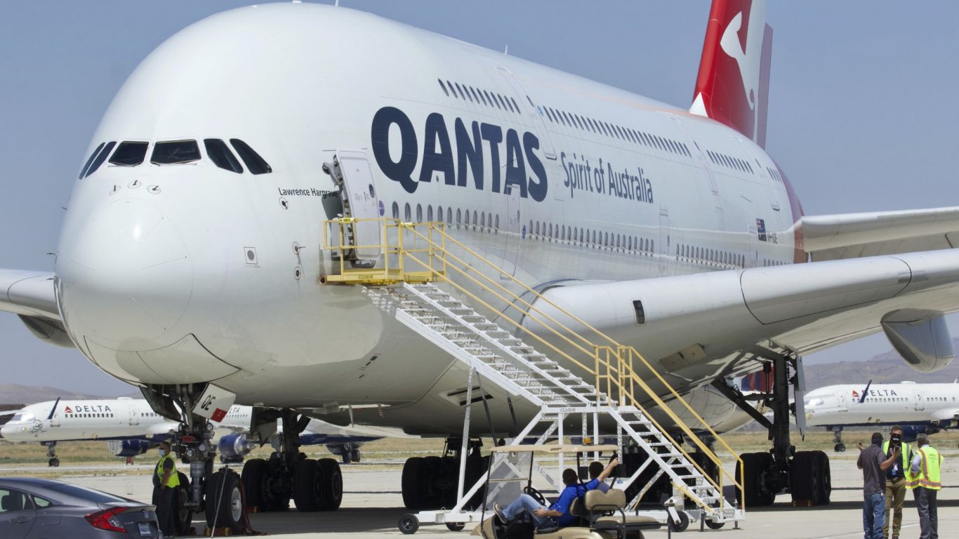 Qantas се отказва от Boeing в полза на Airbus