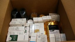 Задържаха контрабандни стоки за над 60 000 лева на "Дунав мост" при Русе