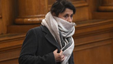 MP Elisaveta Belobradova broke a bone in parliament thumbnail