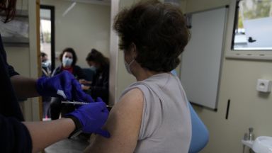 След критики от страна на европейски лидери Гърция разхлаби първоначално