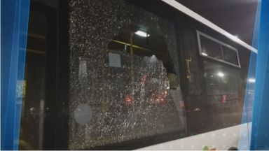 Стреляха по 3 автобуса на градския транспорт в Пловдив