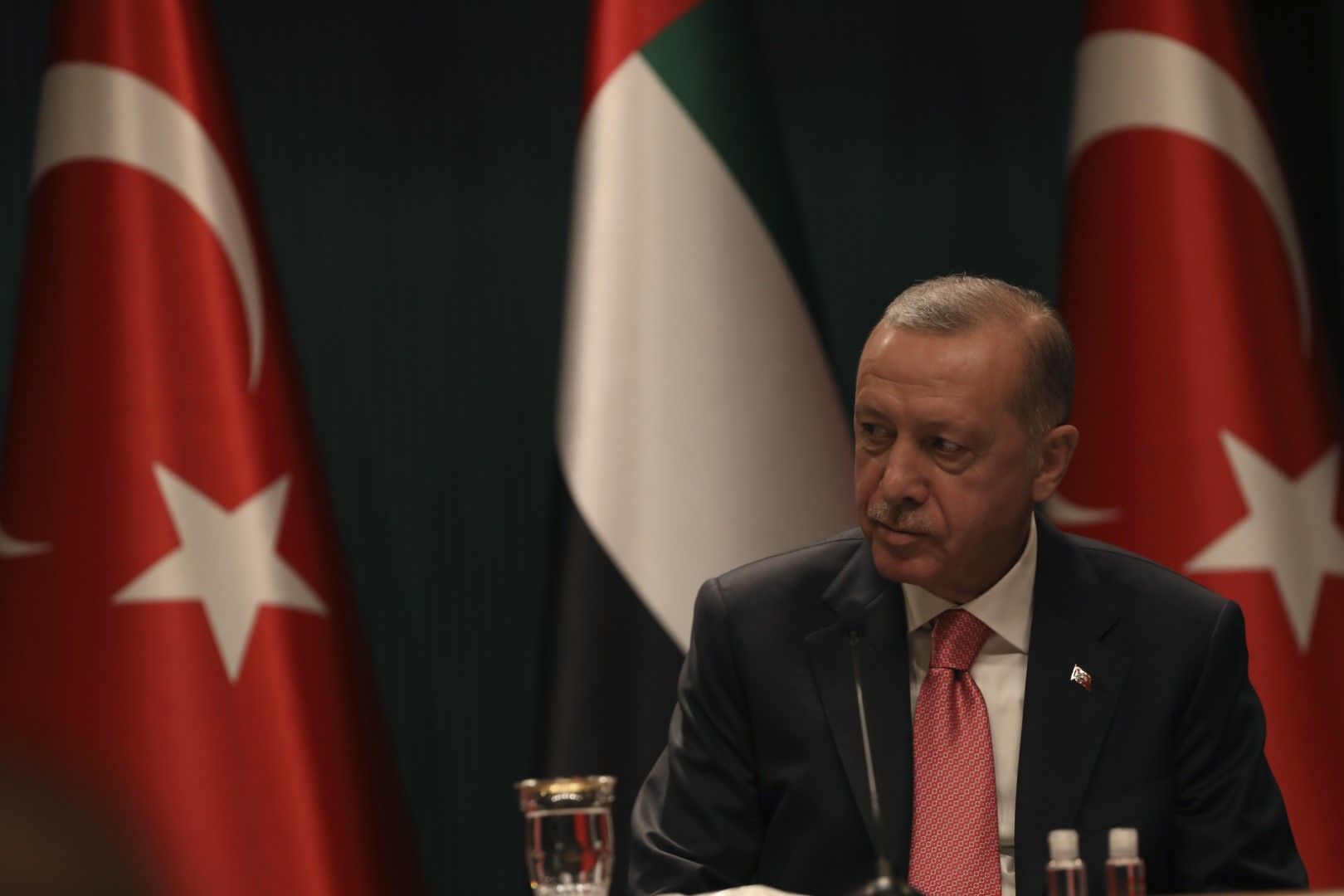  Ердоган е възприел неконвенционалното становище, че високите лихви причиняват инфлация