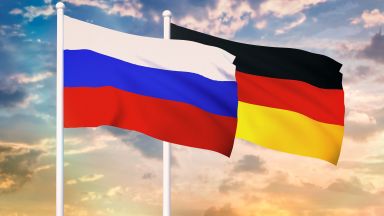 Русия нареди днес на двама германски дипломати да напуснат страната