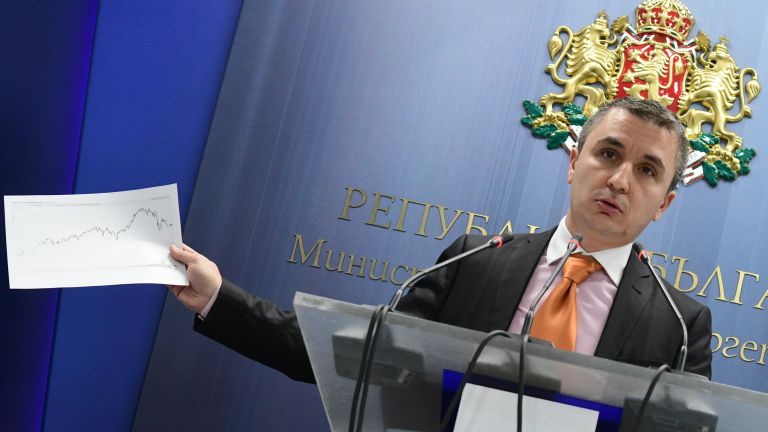 Министър Николов за цената на щатския газ, ще фалира ли „Булгаргаз” и кога ще имаме терминал 