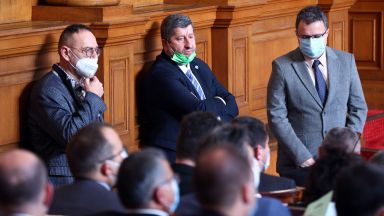 Демократична България не е съгласна с линията на неутралитет спрямо