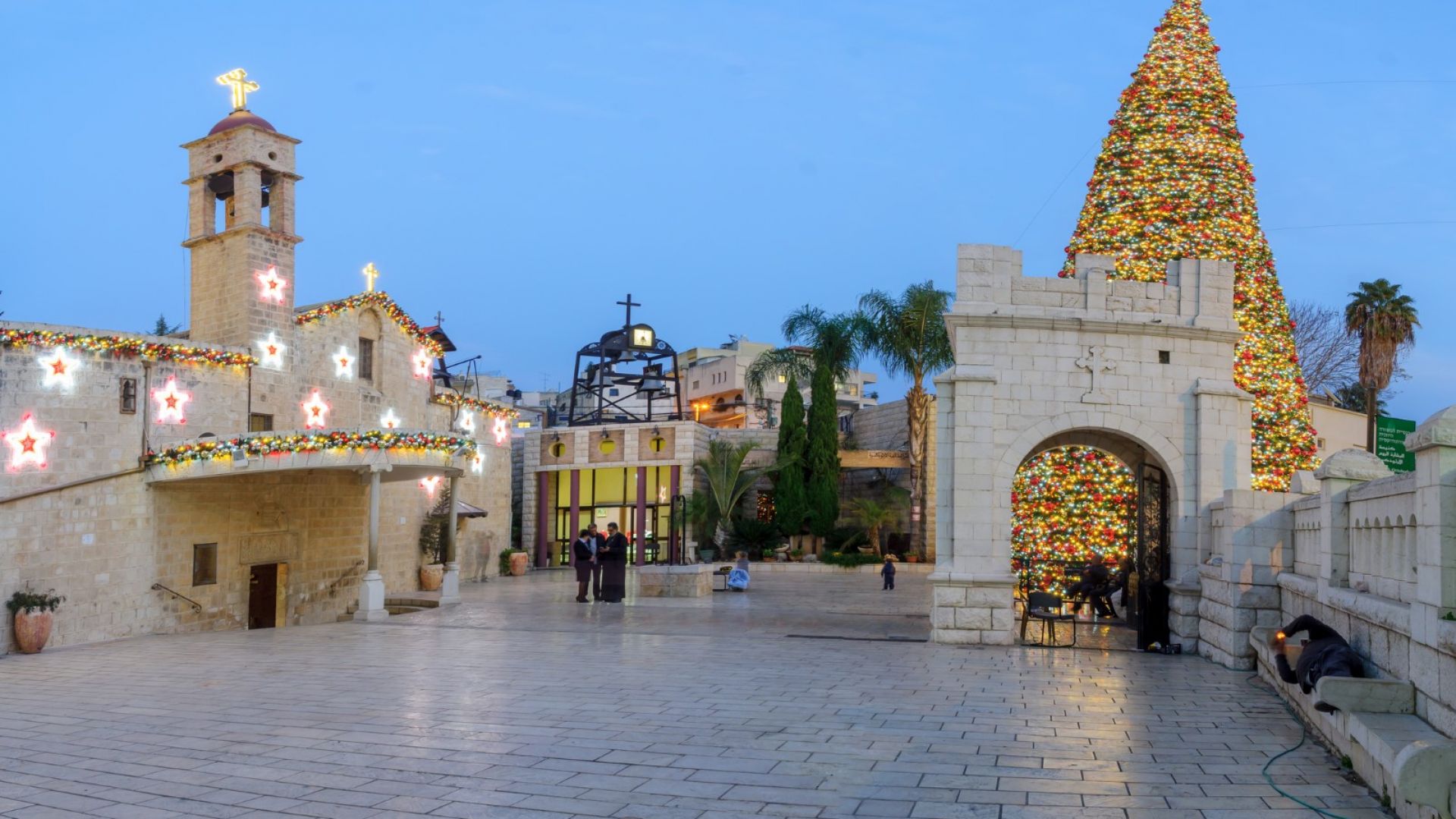 Като не могат да пътуват в чужбина, израелците преоткриват Назарет по Коледа