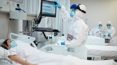 Омикрон няма да ни развали празниците вълната ще почнем да