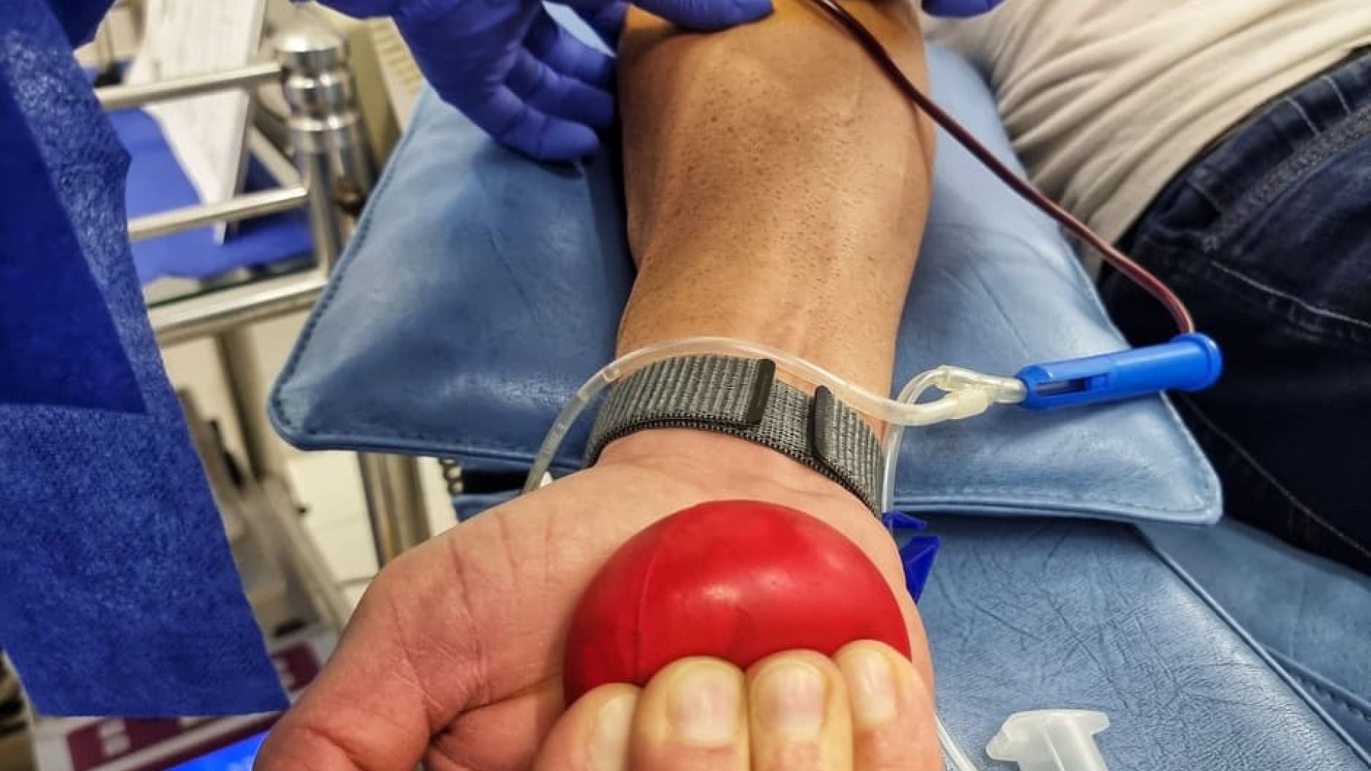 Лекари в Търговище спешно търсят кръв за спасяването на родилка